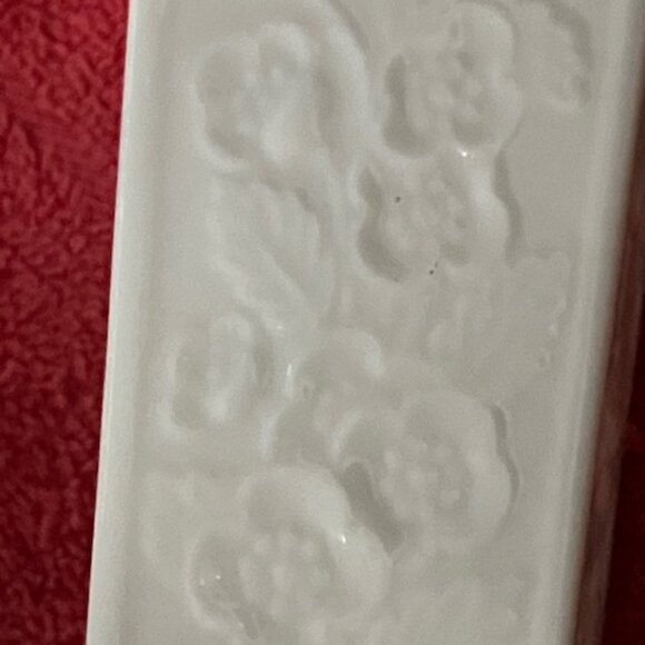 8 inch Lenox Bud Vase - Picture 2 of 5